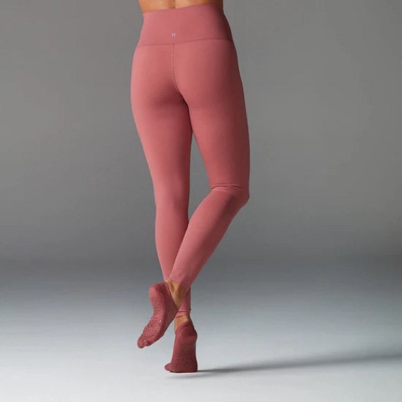 NWOT TaviSculpt® High Waisted Spice Pink Color 7/8 Leggings - Picture 3 of 11